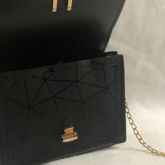 Abstract black crossbody bag - Picture 6 of 6